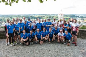 Arthroskopie-Experten mit dem Rad zu Gast in Sportklinik Ravensburg